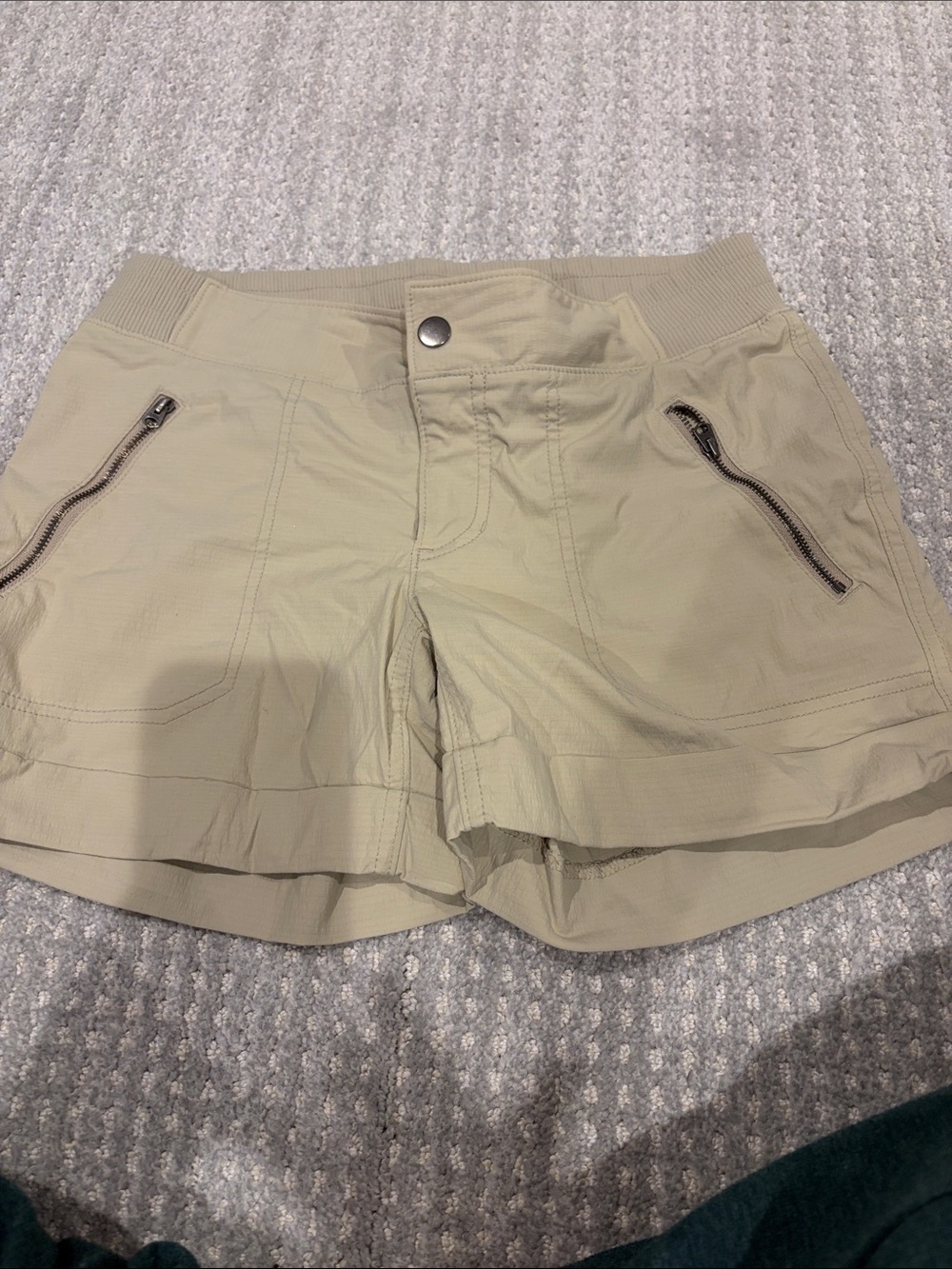 athleta Women’s Beige Active Shorts with Zip Pockets